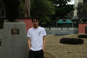 嶺南大學學生會會長劉振琳質疑,為何梁振英要委任民望如此低的人入主嶺大。
