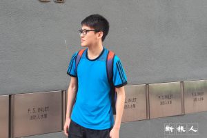 就讀香港專上學院工商業副學士二年級的林友團擔憂兩地文化衝突,故不會報讀華僑大學銜接課程。